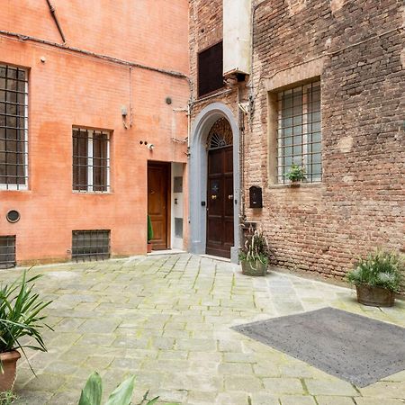 Palazzo Patrizi Suites & Spa Siena Eksteriør billede